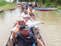 Bupati Way Kanan Tinjau Lokasi Banjir Di Kampung Sri Menanti, Pastikan Tidak Ada Warga Yang Terabaikan