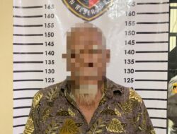 Warga Didampingi Bhabinkamtibmas Serahkan Pelaku Cabul ke Polres Lampura