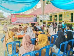 Reses di Sekolah, Arif Nurrohman Bagikan Tas dan Buku Belajar