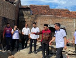 Bupati Dendi Pastikan Bantuan Usaha Tape Singkong di Desa Bagelen yang Terbakar