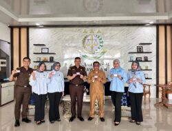 Lindungi Hak Anak, Kejari Pesawaran Serahkan 1.309 KIA
