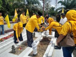 Peringati HUT ke -61 Golkar Mesuji Ziarah ke Makam Pangeran Mat Ali