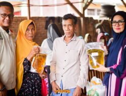 Didampingi Kadis Ketapang, Bupati Nanda Pantau Penyaluran Bantuan Pangan