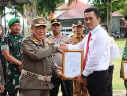 Bupati Tanggamus Pimpin Apel Kesiapsiagaan Satlinmas untuk Menjamin Keamanan dan Ketertiban Masyarakat Tahun 2026