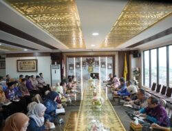 Bunda Eva Pimpin Rapat Bersama Seluruh OPD dan Camat Se-Kota Bandar Lampung