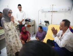 Sentuhan Kemanusiaan Di Fasilitas Kesehatan, Bupati Ayu Silaturahmi Dan Tinjau Pelayanan RSUD ZAPA