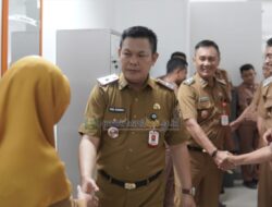 Sekda Pesisir Barat Sidak OPD, Tekankan Disiplin ASN dan Dorong Peningkatan PAD