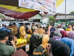 Warga Serbu Pasar Sukaraja! Minyakita Rp15.500/Liter Ludes dalam Hitungan Jam