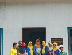 Srikandi Dermawan Pesawaran Salurkan Bantuan Ambal untuk Mushola Fatimah Al-Mas’ud dan Mushola Nurul Yaqin
