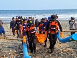 Remaja 15 Tahun Tewas Terseret Ombak di Pantai Teba, Ditemukan Setelah Pencarian Dramatis Hingga Tengah Malam