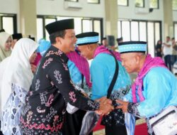 Ratusan Jamaah Calon Haji Kabupaten Pringsewu Resmi Diberangkatkan