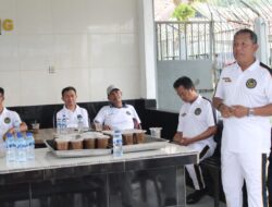 Kalapas Kotaagung Tegaskan Disiplin dan Integritas dalam Guardian Meeting Regu Pengamanan