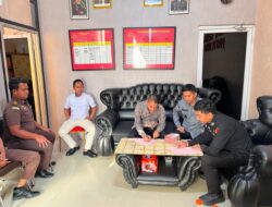 Kejaksaan Negeri Way Kanan Terima Pembayaran Denda 100 Juta Dari Dua Terpidana Korupsi