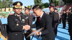 Kapolres Tanggamus Anugerahkan Penghargaan kepada 27 Personel dan 6 Warga Berprestasi pada Hari Bhayangkara ke-80