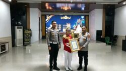 Kapolres Mesuji Beri Penghargaan Kepada Para Siswa Lomba PKS
