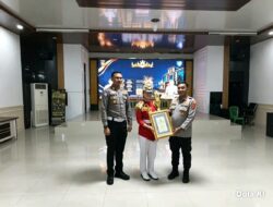 Kapolres Mesuji Beri Penghargaan Kepada Para Siswa Lomba PKS