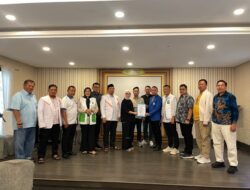 Bupati Way Kanan Terima Dokumen Usulan Calon Wakil Bupati, Ajak Masyaakat Kawal Proses Demi Kemajuan Daerah