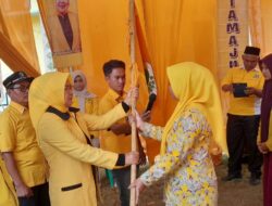 Haryati Cendralela Lantik Ketua dan Pengurus PK Partai Golkar Mesuji Timur