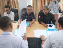 Hari Pertama Pendaftaran Calon Ketua PWI Lampung Periode  2026-2031, Wira dan  Adi Ambil Formulir